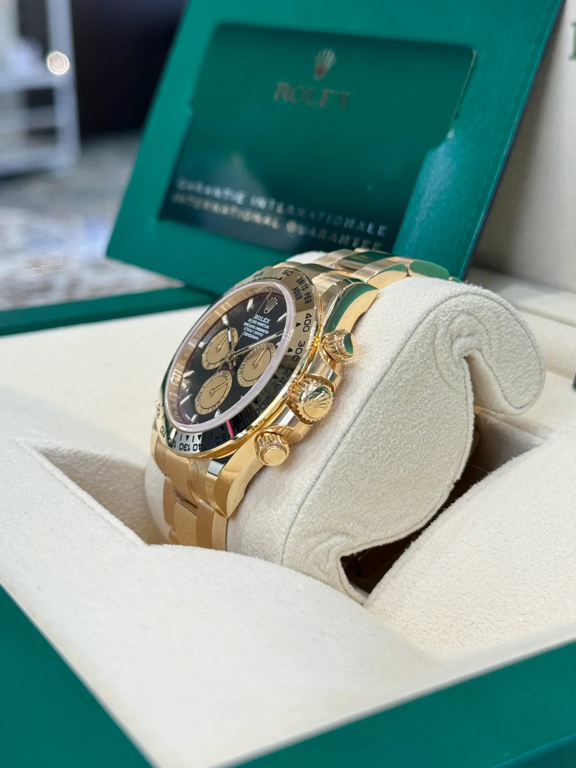 Superclone Rolex Daytona 40 mm Black Dial 126508 - gallery