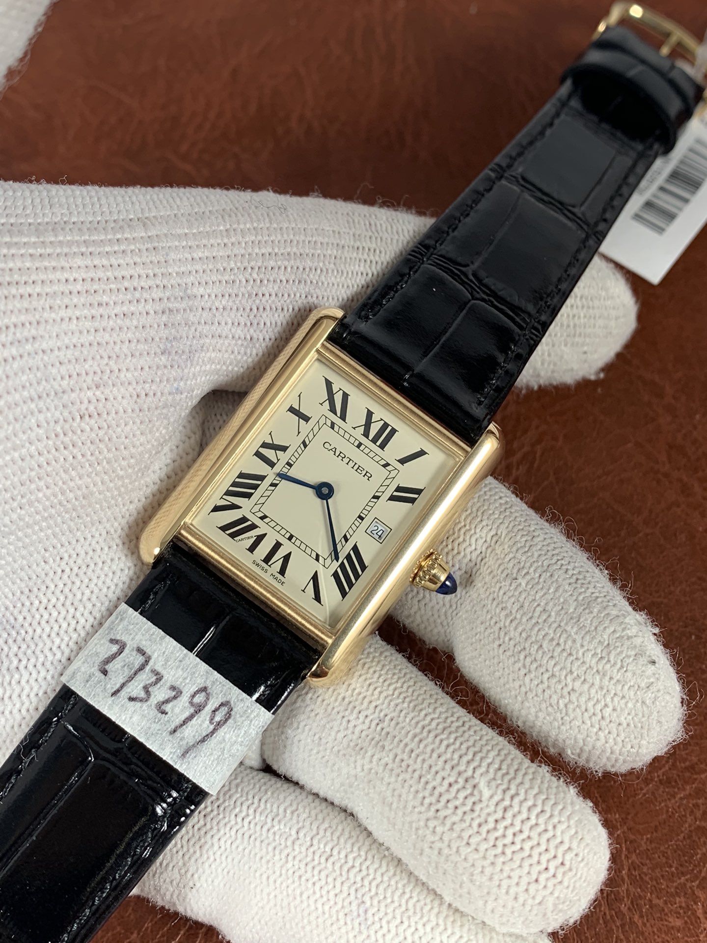 Cartier Tank Louis W1529756 Gold - gallery