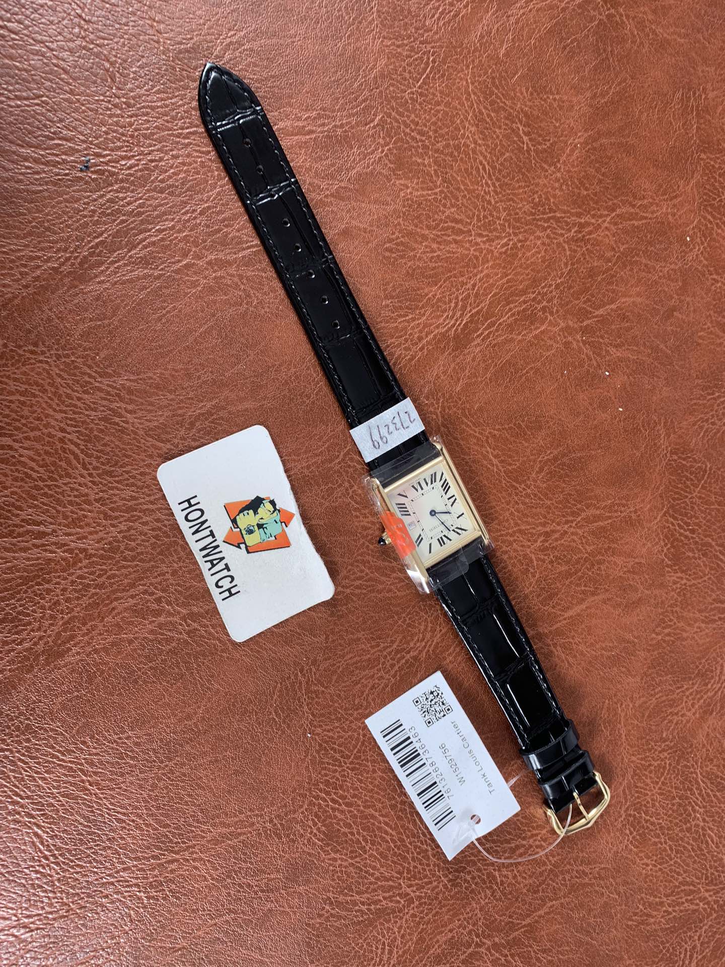 Cartier Tank Louis W1529756 Gold - gallery