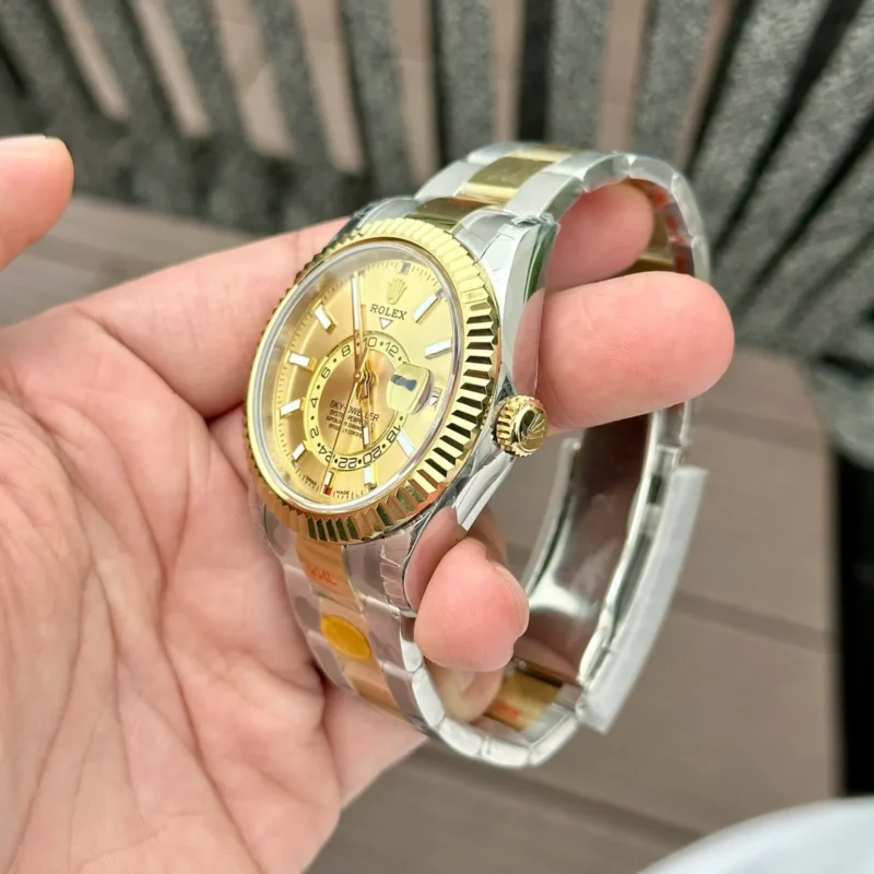 Superclone Rolex Sky-Dweller 42 mm Champagne Dial 336933 - gallery