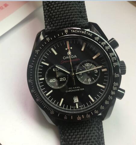 Omega Speedmaster Dark Side of the Moon 311.92.44.51.01.